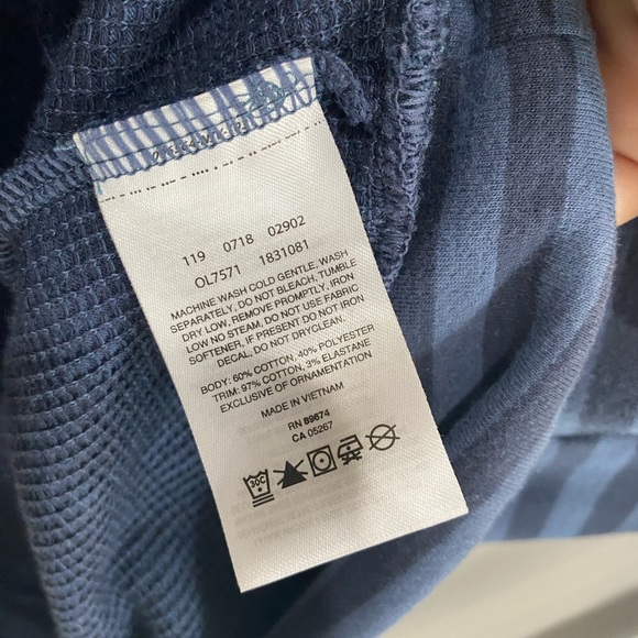 🔩Mountain Hardware🔩 Pembroke Rugby Thermal - Picture 14 of 14